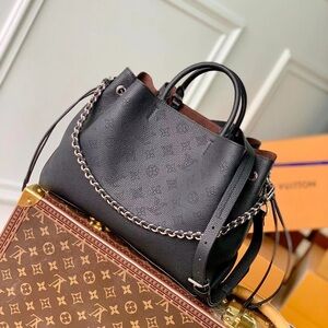 🎄🎄Louis Vuitton Women's Classic
 Black BELLA Tote Bag